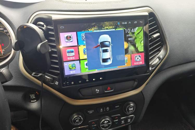 Used Jeep Cherokee 2016 2.4L Leading Edition
