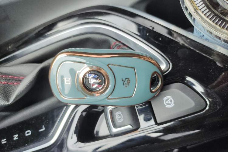 Used Buick Verano 2023 Pro GS Hunter Wind Edition Vehicle Key