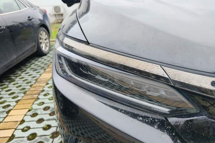 Used Honda Breeze 2021 240TURBO CVT Two-Wheel Drive Phantom Night Edition Right Front Headlight