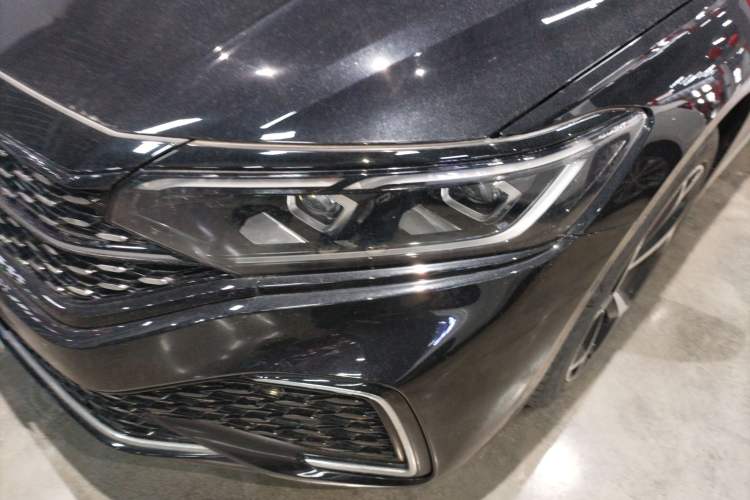 Used Volkswagen Passat 2023 Restyled 330TSI Starry Luxury Edition Left Front Headlight