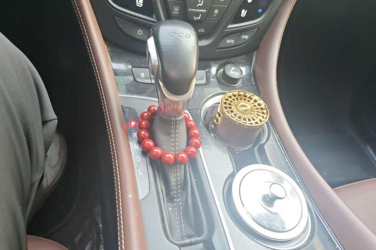 Used Buick Envision 2021 532T Two-Wheel-Drive Luxury Version