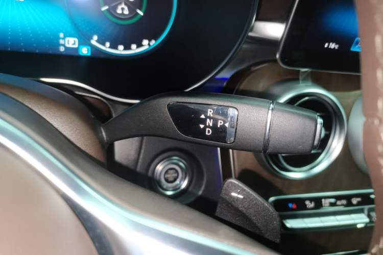 Used Mercedes-Benz GLC 2020 Facelifted GLC 260 L 4MATIC Dynamic Edition
