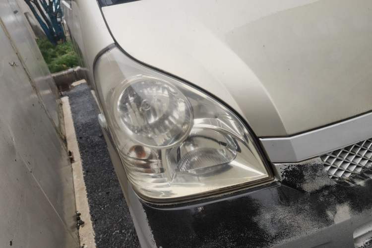 Used Wuling Rongguang 2011 1.2L Base Version Right Front Headlight