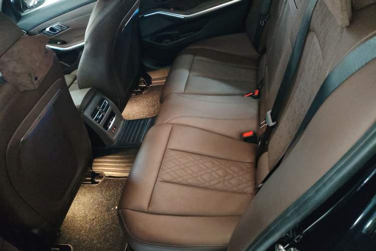 Used BMW i3 2022 eDrive 35 L Left Rear Seat