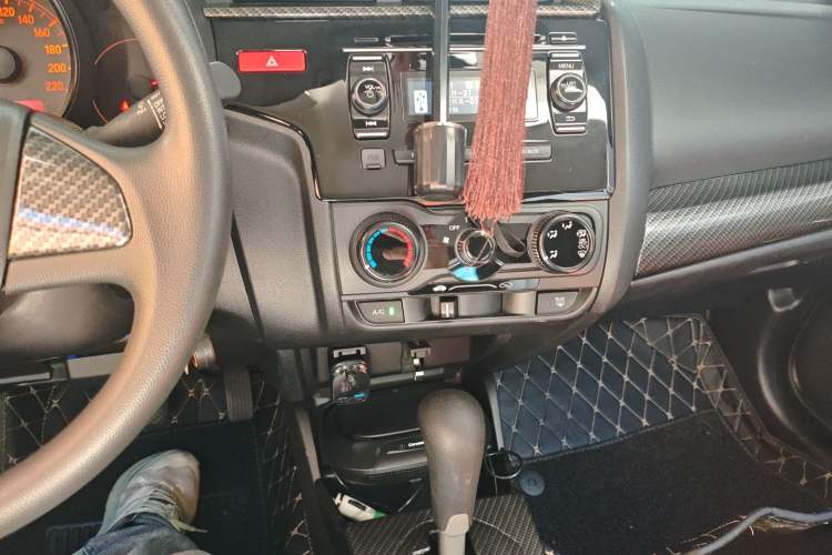 Used Honda Fit 2014 1.5L LX CVT Comfort Model