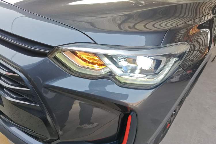 Used Chevrolet Orlando 2020 Light Hybrid Redline 530T Automatic Enjoyment Edition (5+2 Models)