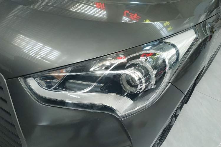 Used Hyundai Veloster 2015 1.6T Automatic Luxury Edition
