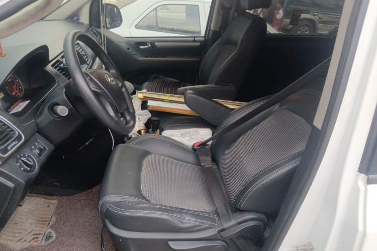 Used SAIC MAXUS G10 2018 PLUS 1.9T Manual Elite Edition Diesel