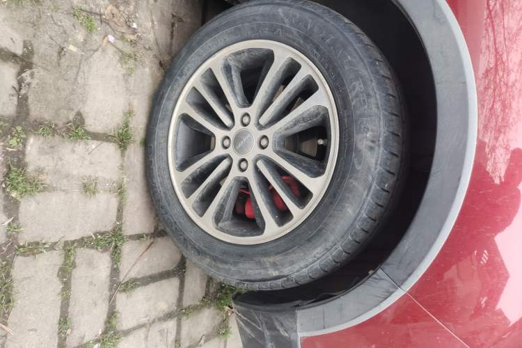 Used Haval H1 2015 1.5L AMT Urban Model Right Front Wheel Hub