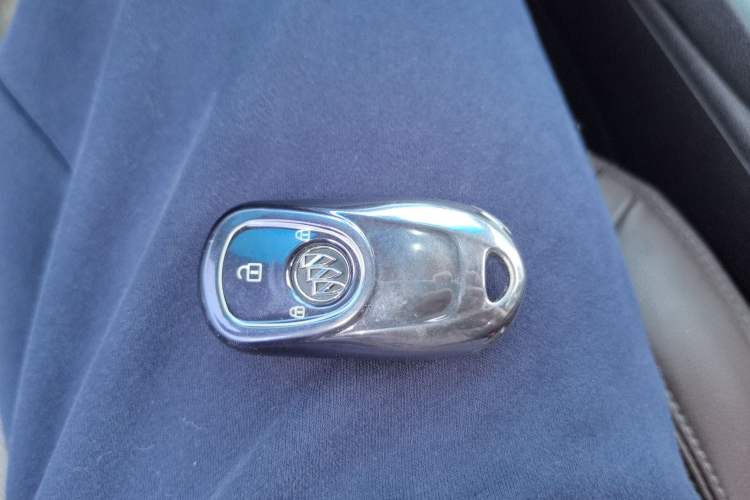 Used Buick GL6 2018 18T 6-Seater Luxury Model
