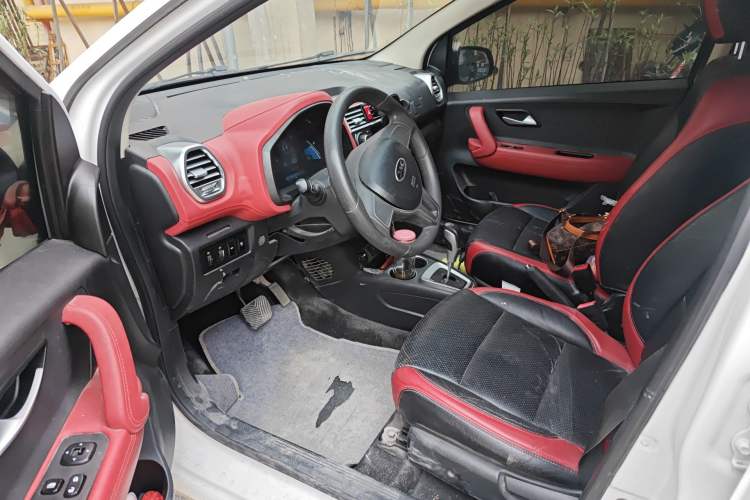 Used JAC Group iEV6E 2017 iEV6E Time Edition Driver Seat