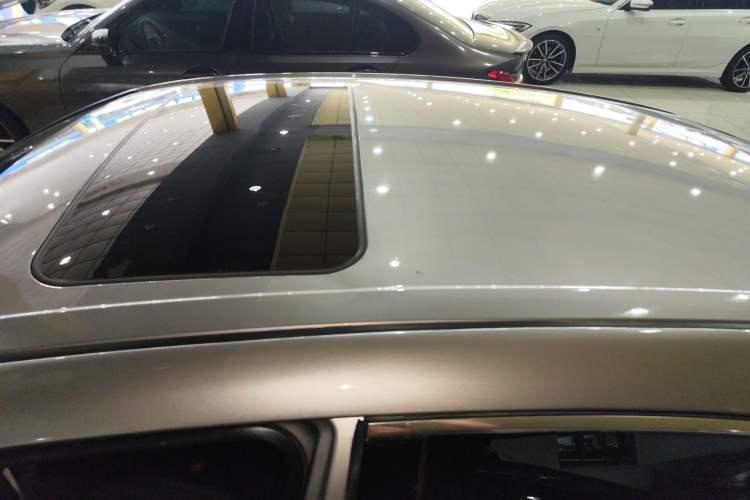 Used Toyota Avalon 2019 2.0L Luxury Edition China VI Standard