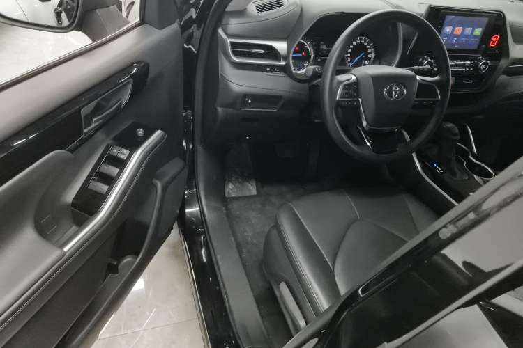 Used Toyota Highlander 2023 2.5L Smart Electric Hybrid Dual-Engine 4x4 Elite Edition 7 Seats Driver Seat