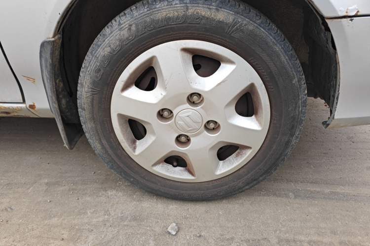 Used Suzuki Lingyang 2012 1.3L Base Version