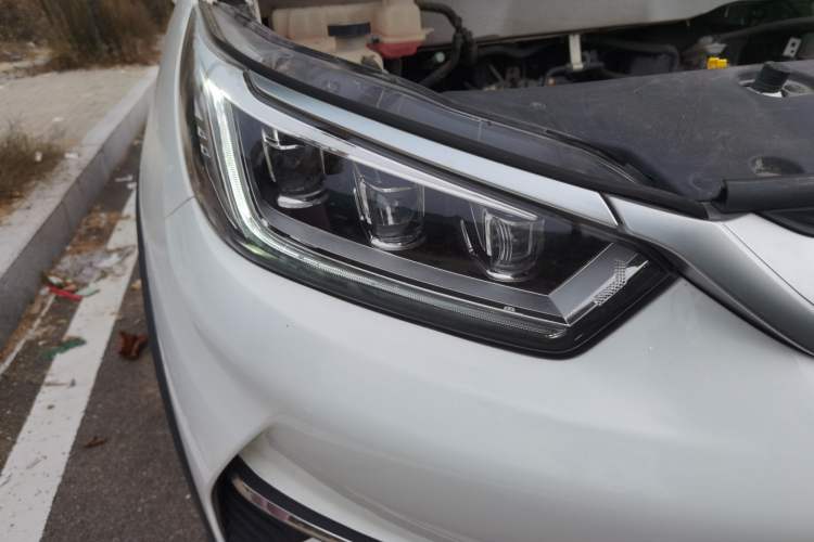 Used BYD Yuan Pro 2021 401 km Deluxe Version Right Front Headlight