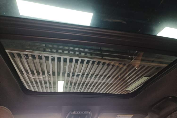 Used Volvo XC90 2021 B5 SmartDrive Luxury Edition 7 Seats Headliner