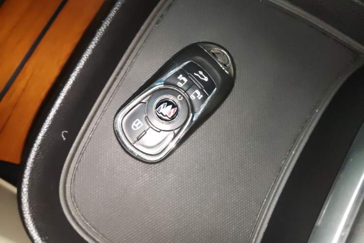 Used Buick GL8 2023 ES Lu Zun Luxury Model
