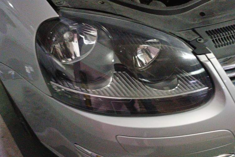 Used Volkswagen Sagitar 2011 1.4 TSI Automatic Luxury Edition
