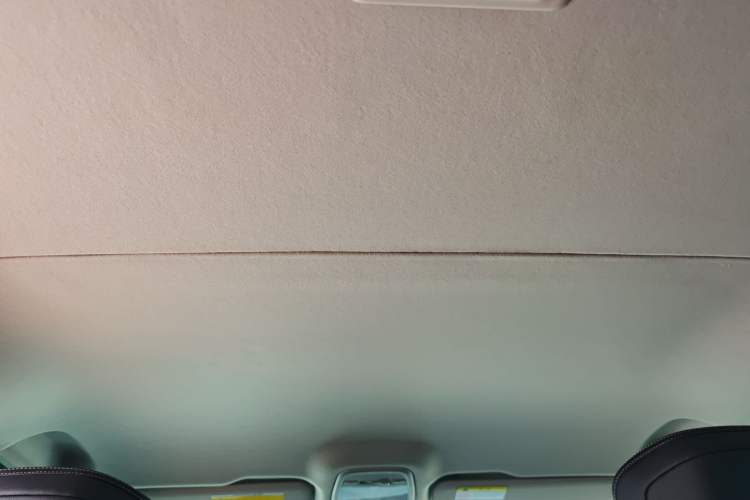 Used SAIC MAXUS G10 2023 2.0T Manual Multi-Function Version Diesel 7/8/9 Seats