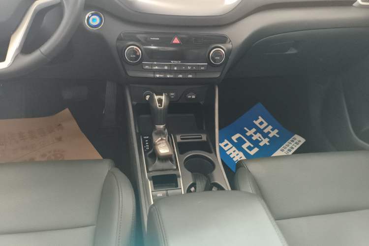 Used Hyundai Tucson 2015 1.6T Dual-Clutch Two-Wheel-Drive Smart Model