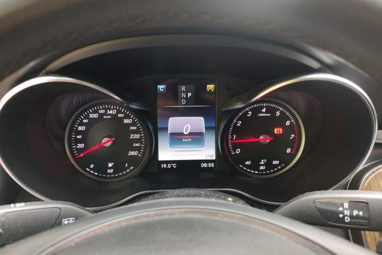 Used Mercedes-Benz GLC Coupe 2017 GLC 260 4MATIC Coupe SUV Instrument Cluster