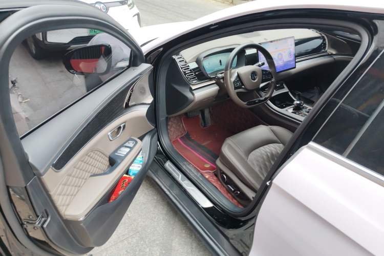 Used BYD Han 2022 EV Genesis Edition 715 km Front-Wheel-Drive Flagship Model
