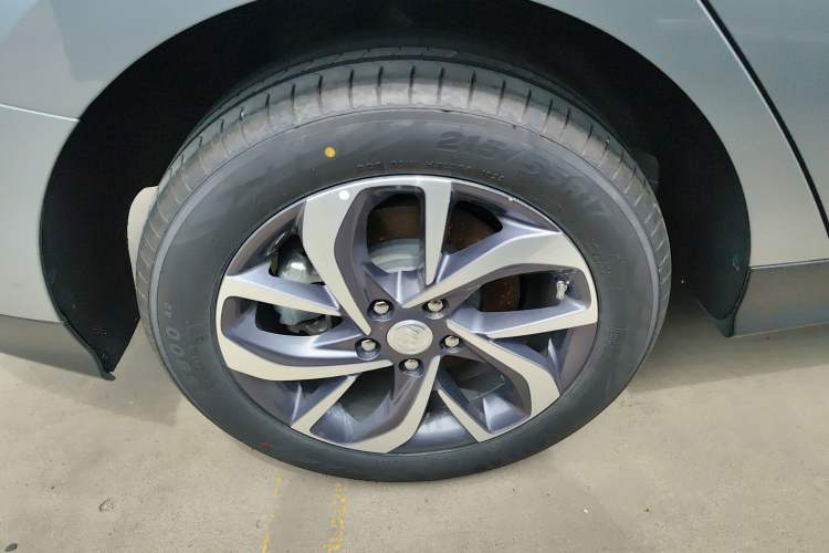 Used Buick Velite 6 2024 450km Comfort Edition PLUS Exterior 5