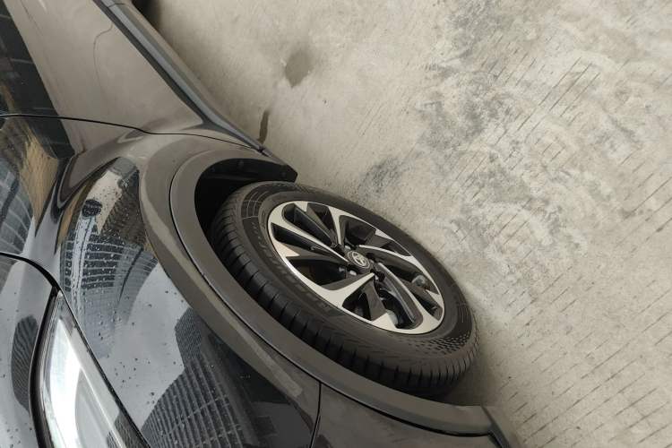 Used Toyota IZOA 2018 2.0L Yichi Edition China V Standard
