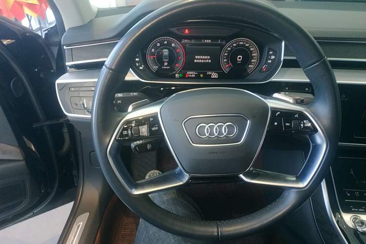 Used Audi A8 2022 A8L 50 TFSI quattro Comfort Edition Collector's Model Steering Wheel