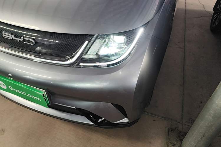 Used BYD Dolphin 2023 420 km Fashion Edition
