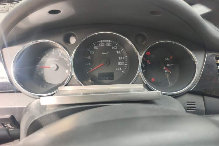 Used Dongfeng Aeolus S30 2013 1.6L Manual Dual-Fuel CNG Model