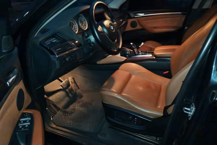 Used BMW X6 2011 xDrive35i
