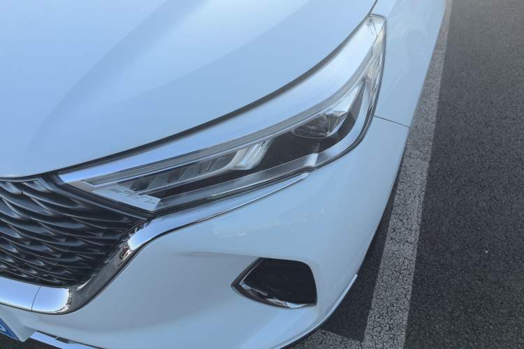 Used Haval M6 2021 PLUS 1.5T DCT Comfort Edition
