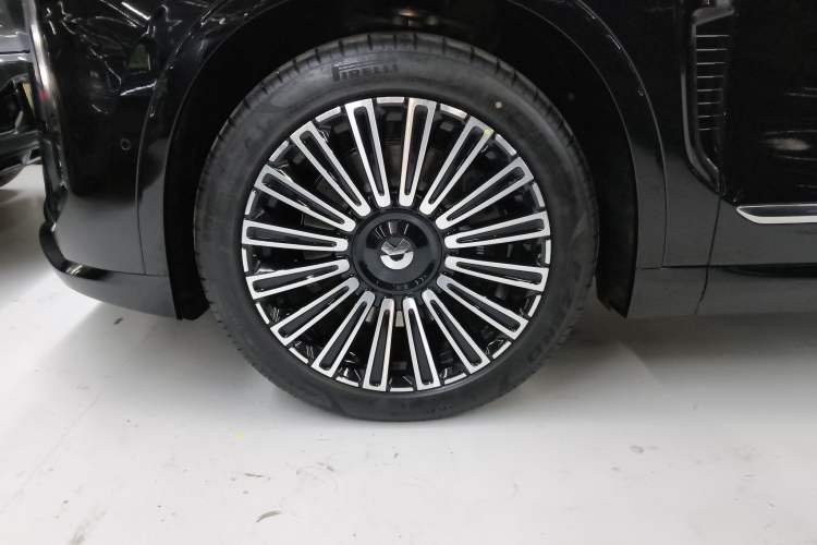 Used Nio ES8 2026 Model 6-seat Executive Luxury Edition Left Front Wheel Hub