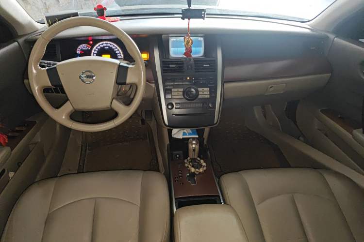 Used Nissan Teana 2006 200JK Deluxe Edition Center Console