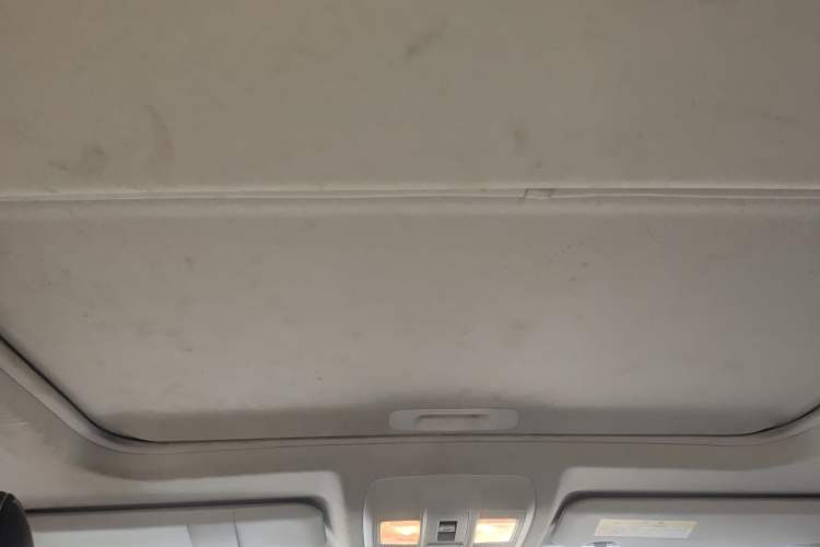 Used Mazda 3 Axela 2017 Sedan 1.5L Automatic Luxury Model Emission Standard China V
