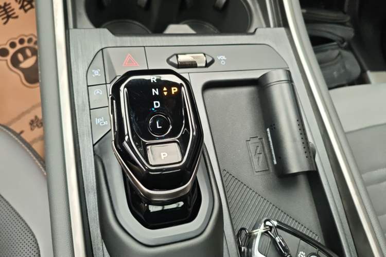 Used Ford Edge 2023 Ford Explorer L 2.0T EcoBoost Four-Wheel Drive 7-Seater Supreme Model
