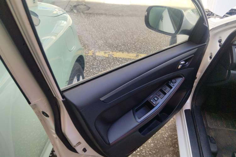 Used Bestune B70 2014 2.0L automatic comfort version