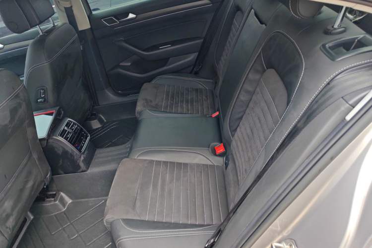 Used Volkswagen Magotan 2020 330TSI DSG Luxury Edition
