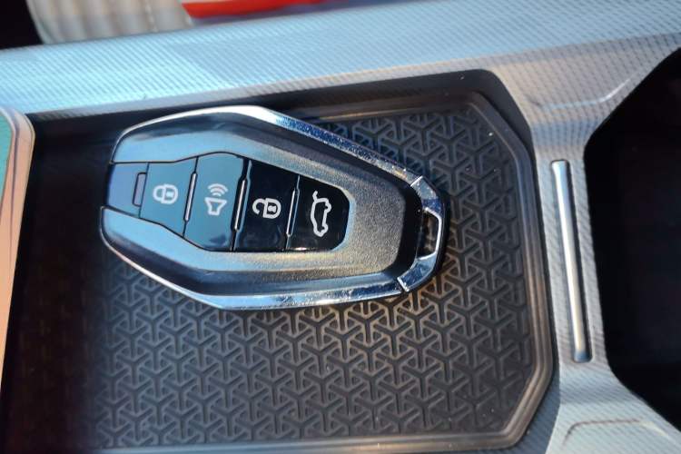 Used JETOUR X70 PLUS 2023 1.6T DCT Stronger 5-Seater Vehicle Key