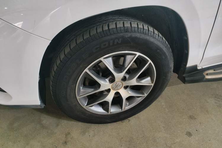 Used BYD Song 2018 1.5TI Manual Smart Connect Enjoyment Model Left Front Wheel Hub