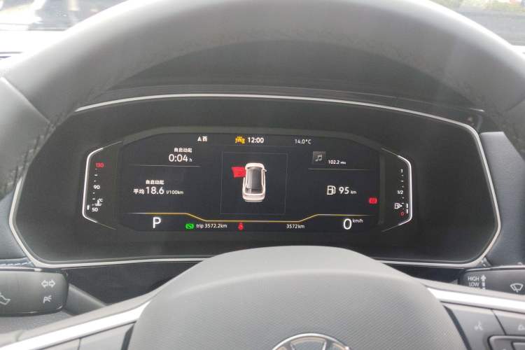 Used Volkswagen Tharu 2025 NewRui 300TSI Prestige Edition
