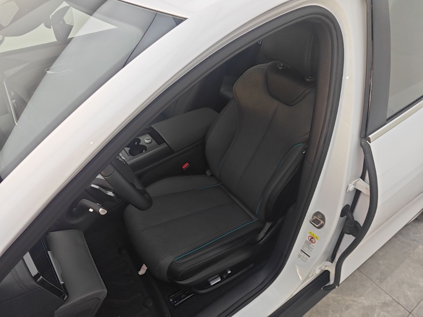 BYD Qin L 2025 EV 545KM Cloud Suspension Edition — снимка 17