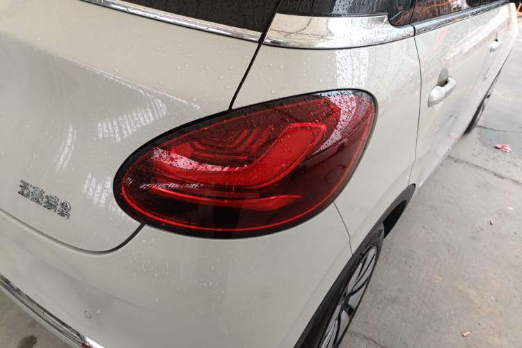 Used Wuling Bingo 2024 333 km Enjoyment Version Exterior 3