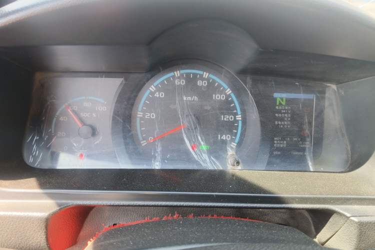 Used Farizon Xingxiang E6 2022 Van with High Roof Equipped with CATL 50.23 kWh Battery Instrument Cluster