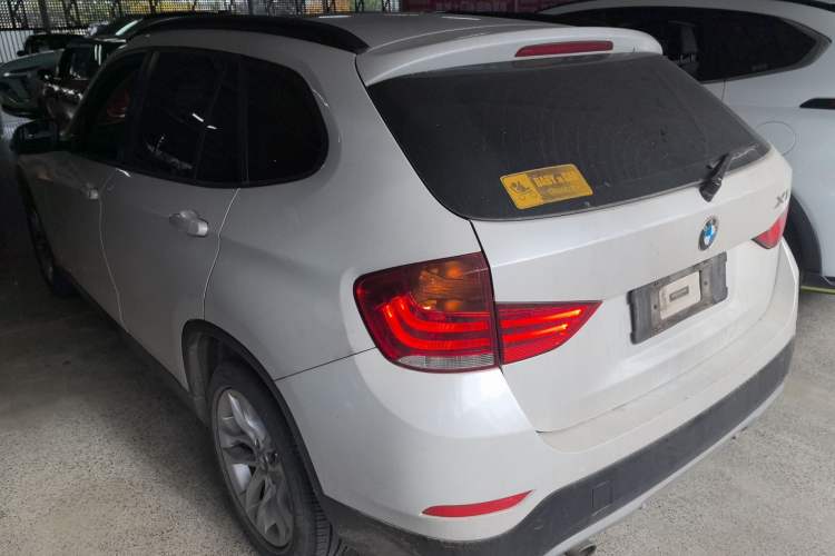 Used BMW X1 2015 sDrive18i Fashion Upgrade Edition Rear Left 45 Deg