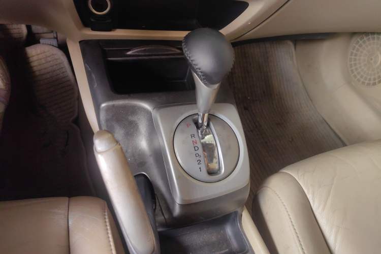 Used Honda Civic 2006 1.8L Automatic Luxury Edition
