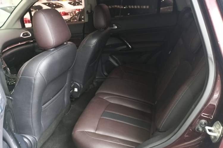 Used GAC Trumpchi GS4 2018 235T Automatic Two-Wheel Drive Elite Edition Left Rear Seat