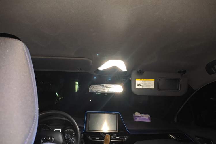 Used Toyota C-HR 2018 2.0L Leading Edition China VI