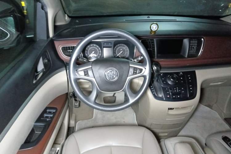 Used Buick GL8 2017 25S Comfort Version China V Standard
